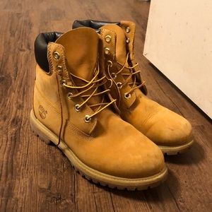 Timberland boots size 9